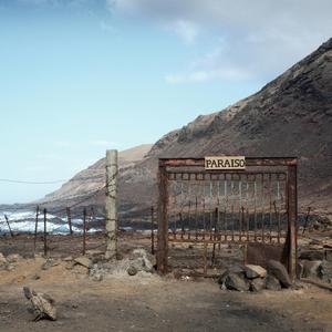 She Found Many Ruins