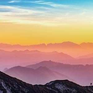 分开后我没有删除也没有拉黑却也不再联系你