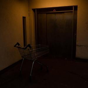 一只伶俐的狐狸跳过一只懒惰的狗（翻自：黑羊）