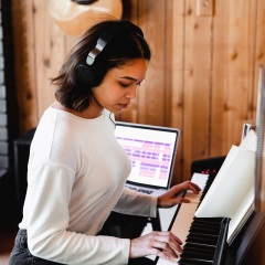 柴可夫斯基 那不勒斯舞曲 (无损钢琴曲)