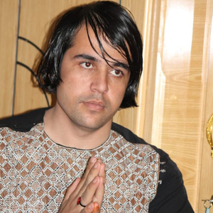 Par Muj Ye Neyat Badeze