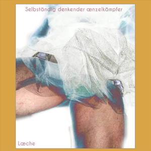 Das Maul ihres modifizierten Schwanzes war mit æner glasartigen Glasur beschmiert!