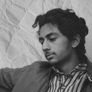 Pareshaan (feat. Mama Made Me Poet)