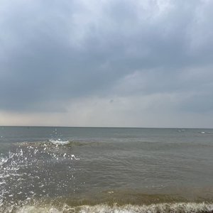 人海里奔跑寻梦