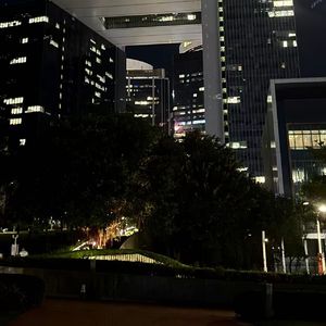 只恐双溪舴艋舟