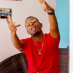 EU TO SOLTEIRO EU TO NA PISTA