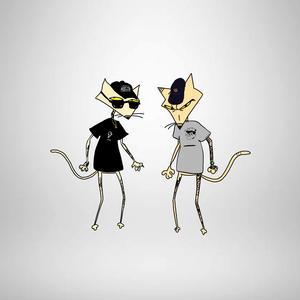 Arizona Zervas Roxanne Swanni Flip