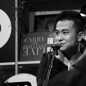 流水时光 (伴奏)