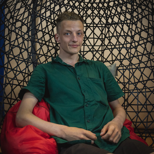 Прокуренные лёгкие пропахли...