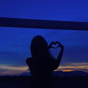 夕阳下的海洋之约