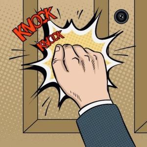 SKAD! (someone's KNOCKING at The DOOR)