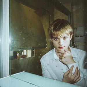 There's nothing holding me back（翻自 Shawn Mendes）