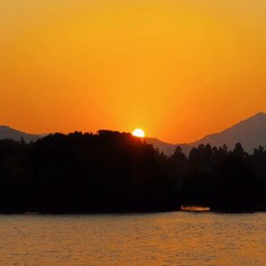 相爱吧，终有一散的人们