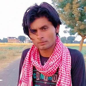 तेरो वेलेंटाइन डे को वादों (feat. Sitaram Meena)
