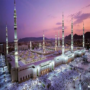 আল্লাহ যে কত মহান সৃষ্টি জগত তার প্রমান তিনি