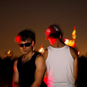 TAXI (feat. PROMESSA)