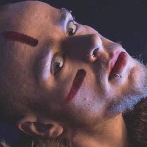 Tankene Går I Evig Loop (Et Hælvettes Syremareritt)