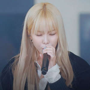 벌써 일년 (LIVE)