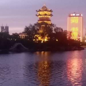 一个人的歌_90910314341044227_1768233250659.wav