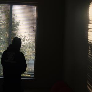 i see the waves (feat. kwuzi)