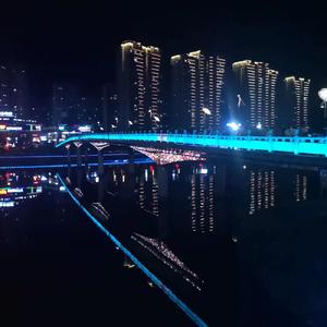 我在人民广场吃炸鸡