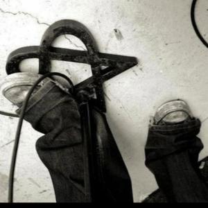 2fast (feat. praisezo)