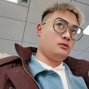 祝艾尔洛夫的朋友白刃生日快乐