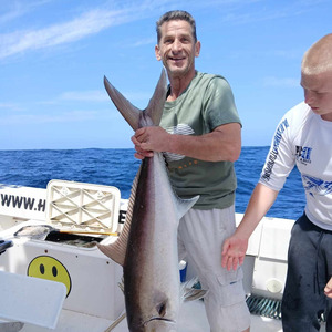 Босонагий мальчик