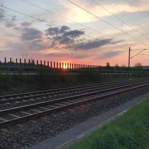 Sanki bu sonmuş gibi (feat. Ümit Babayigit)