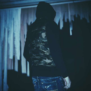 Pushing (feat. MMIV, Jaybee & AstroYouFye)