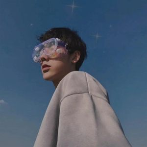 Formula (亢奋妆容)