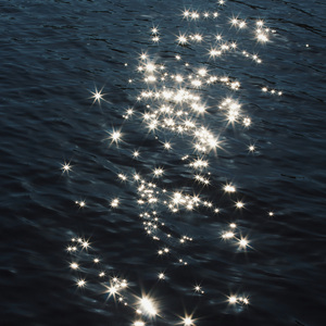 围坐在冬日的炉火旁