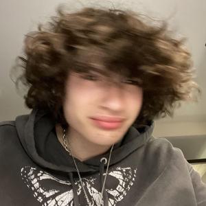 i need a ***** that look like lisa from pinkblack