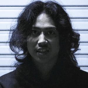 ความโดดเดี่ยวและโสมม
