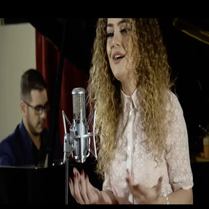 Erdh Pranvera celi qershia