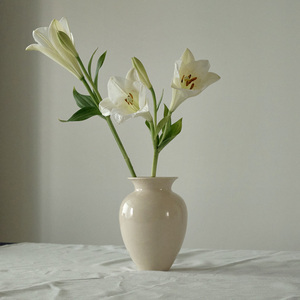 vase