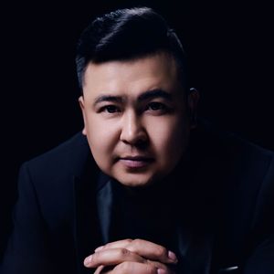 Aydin Sorayman/向皎月问起你