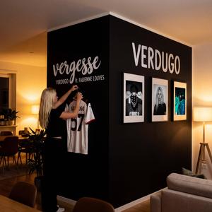 VERGESSE (feat. Fabienne Louves)