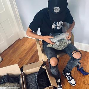 FaceTime (feat. BankBoy G Shode)