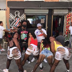 Desacatate (feat. Mr.Codigo)