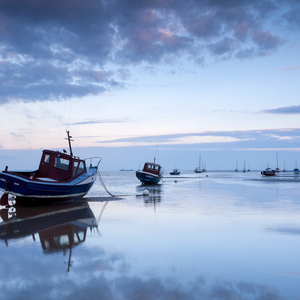 আমার নসিবটাই খারাপ কাউকে কষ্ট দেব না বলেই নিজেই কষ্ট পাই