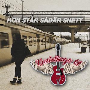 Hon står sådär snett