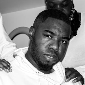 Keep Me in Your Prayers (feat. Clavis 7even, Ellianne & Sam Dey)