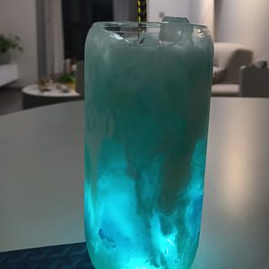 酒吧里的服务生可真难追啊