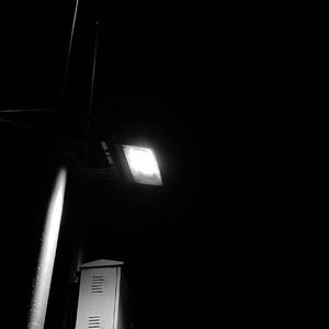 灰色夜晚