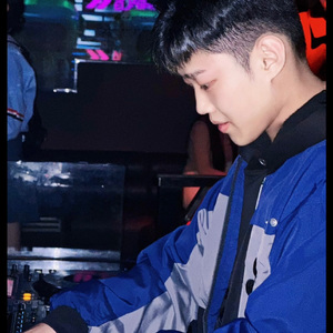 闻神BGM - 喜欢雨天「MING.wav