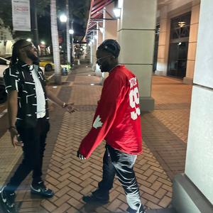 this aint no j33p (feat. jrosetothemoon)