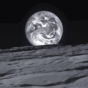 記憶の深海に沈む少女【SynthWave】