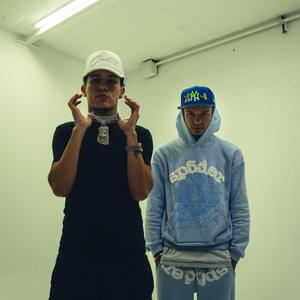Juicy (feat. Ray)