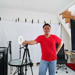 Aku Tidak Mau Lihat Kamu Lagi (Cover)